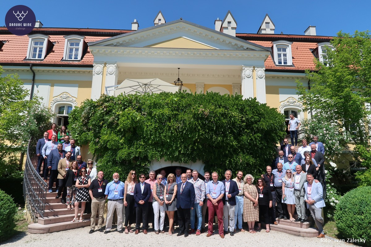 Aj DANUBE WINE CHALLENGE 2022 so slovenskými tromfami